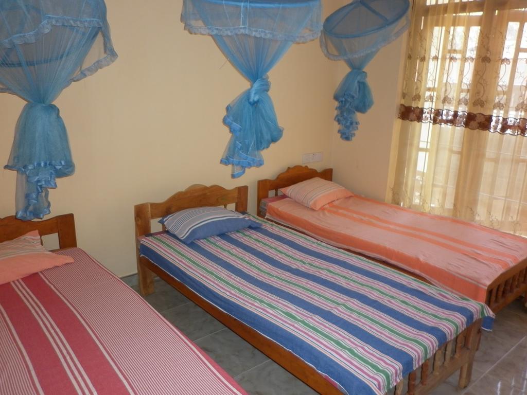 Seetha'S Hostel Negombo Exterior foto